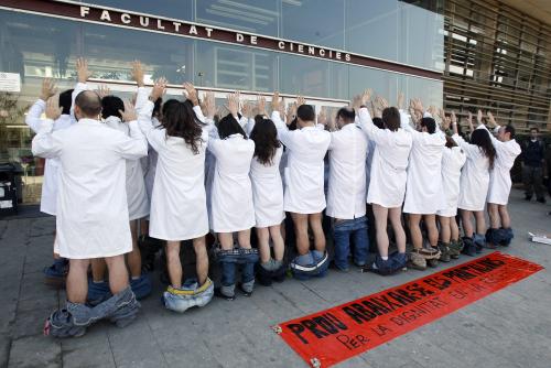 Protesta per la precarietat dels investigadors